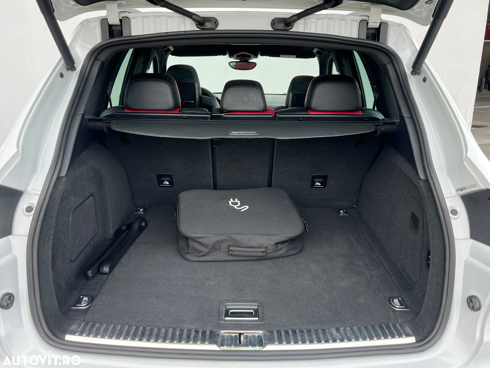 Porsche Cayenne S Hybrid Tiptronic S - 26