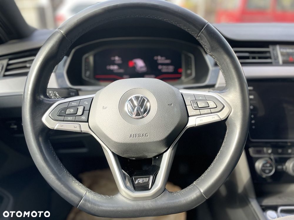 Volkswagen Passat 2.0 TDI BMT Highline DSG - 27