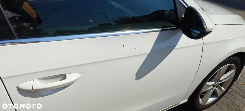 Volkswagen Passat 2.0 TDI Highline - 5
