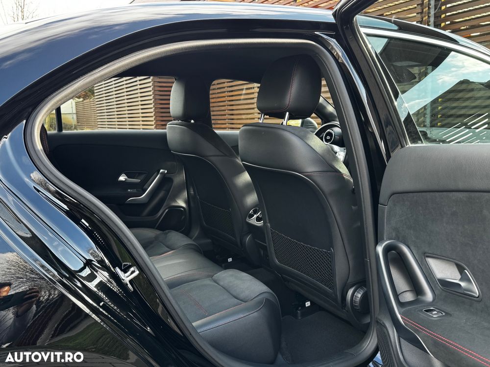 Mercedes-Benz A 180 d Sedan 8G-DCT Lim. AMG Line Advanced Plus - 20