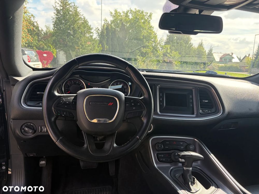 Dodge Challenger Automatik R/T Plus - 19