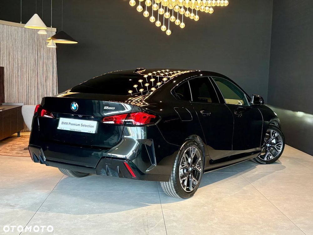 BMW Seria 2 220 mHEV - 7