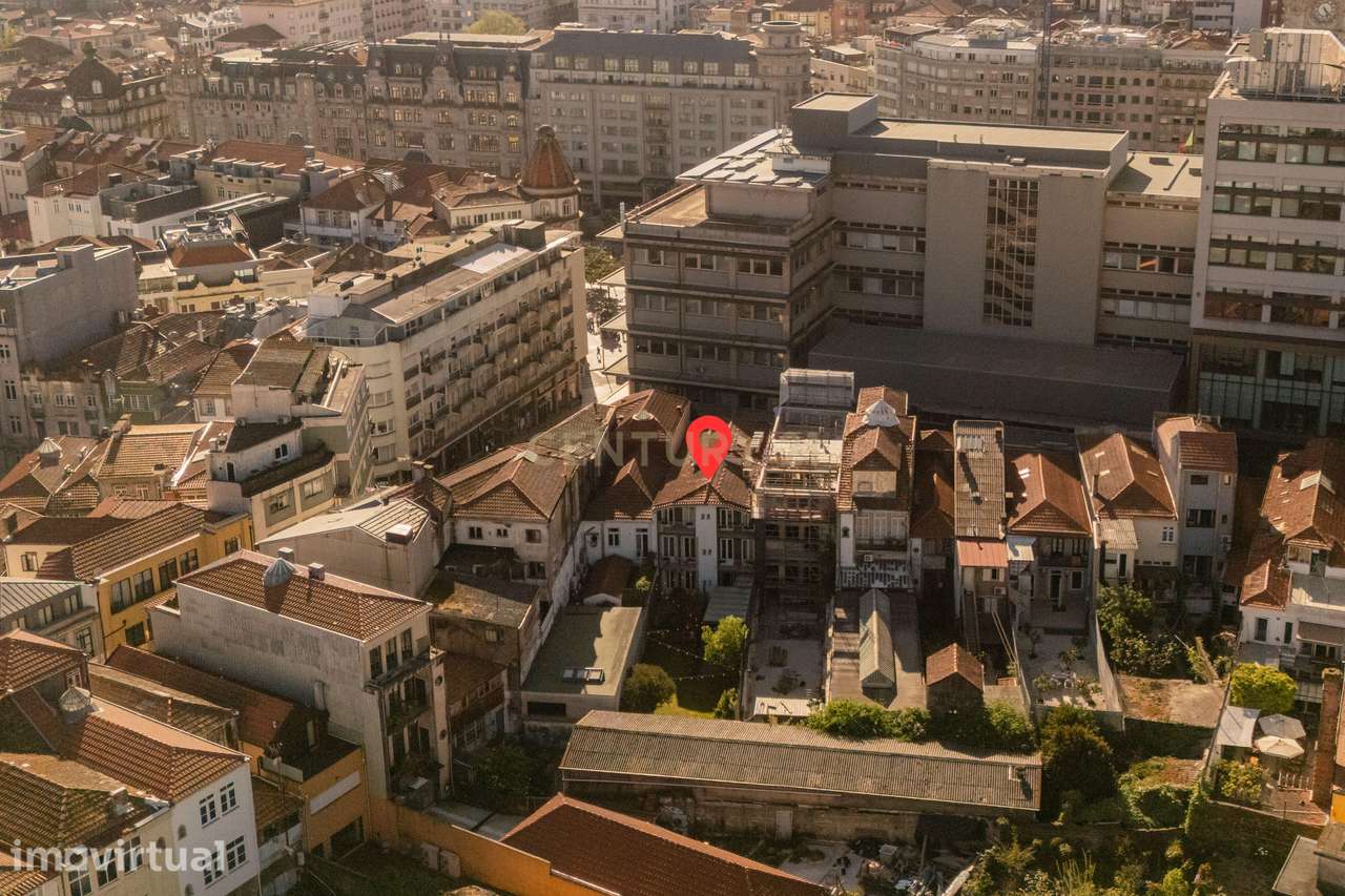 Oportunidade Exclusiva de Investimento: Edifício Hoteleiro Premium na - Grande imagem: 2/33