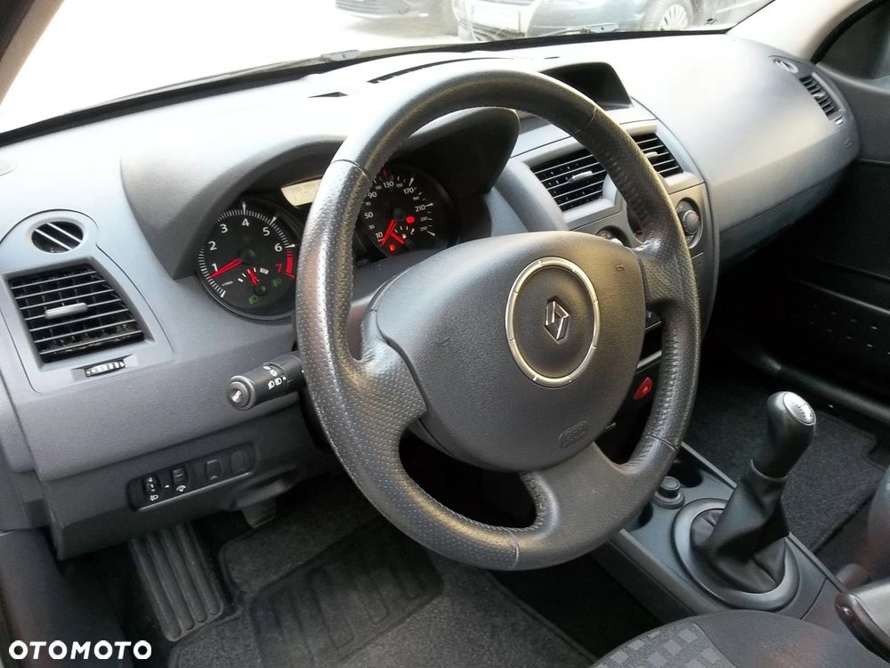 Renault Megane 1.6 16V Business Line - 11