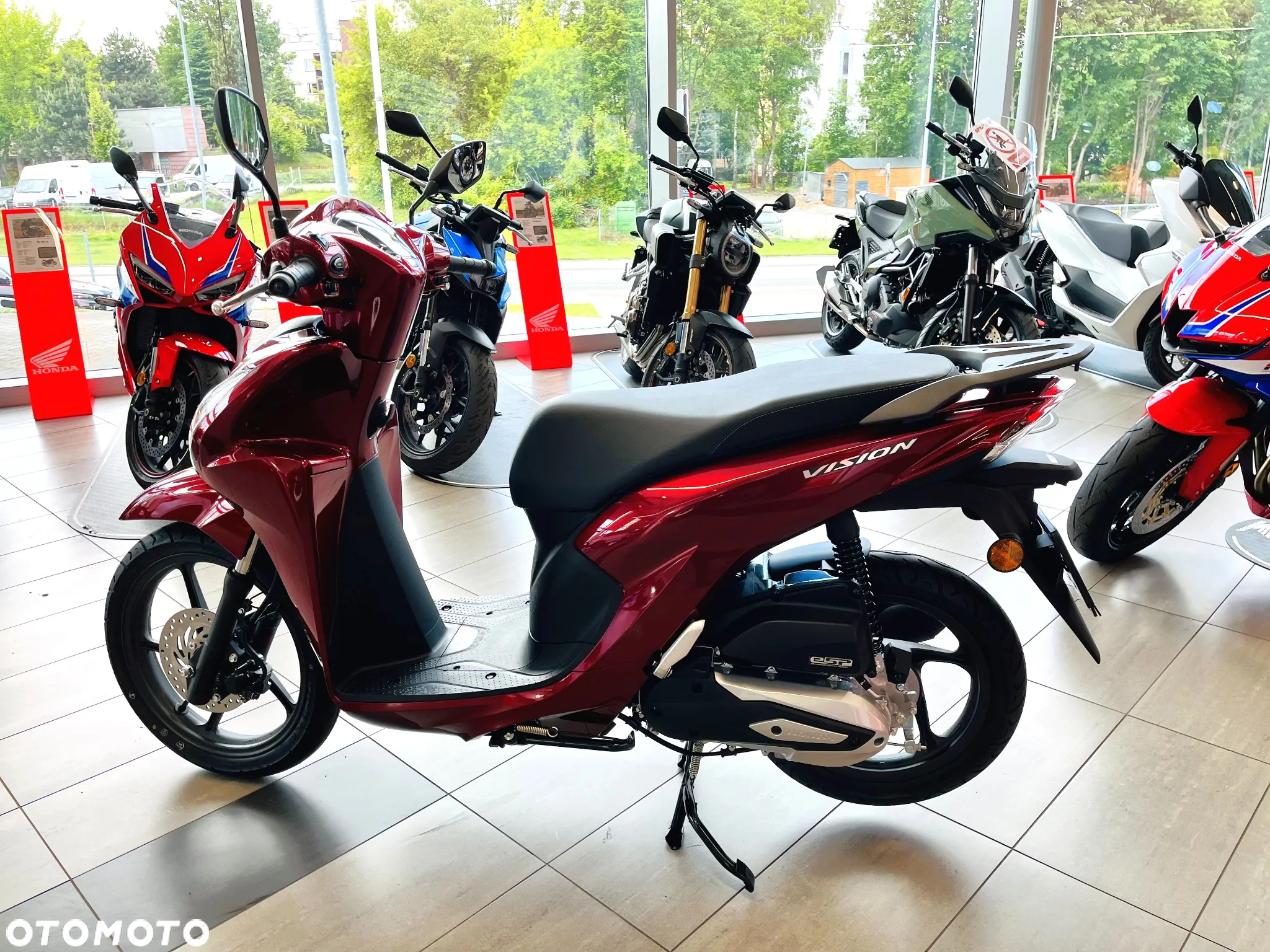 Honda Vision - 5