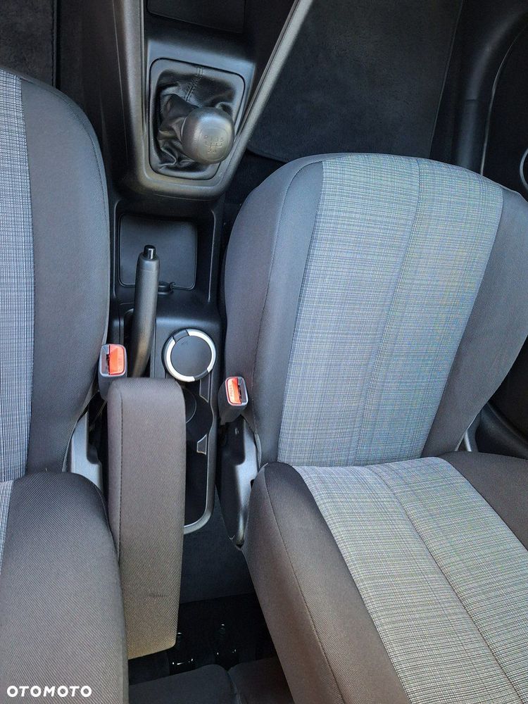 Kia Venga 1.4 CVVT Edition 7 - 24