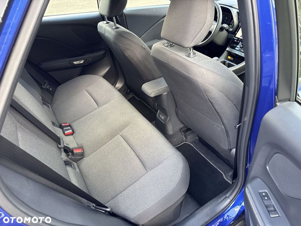 Lexus LBX 1.5 Hybrid - 12