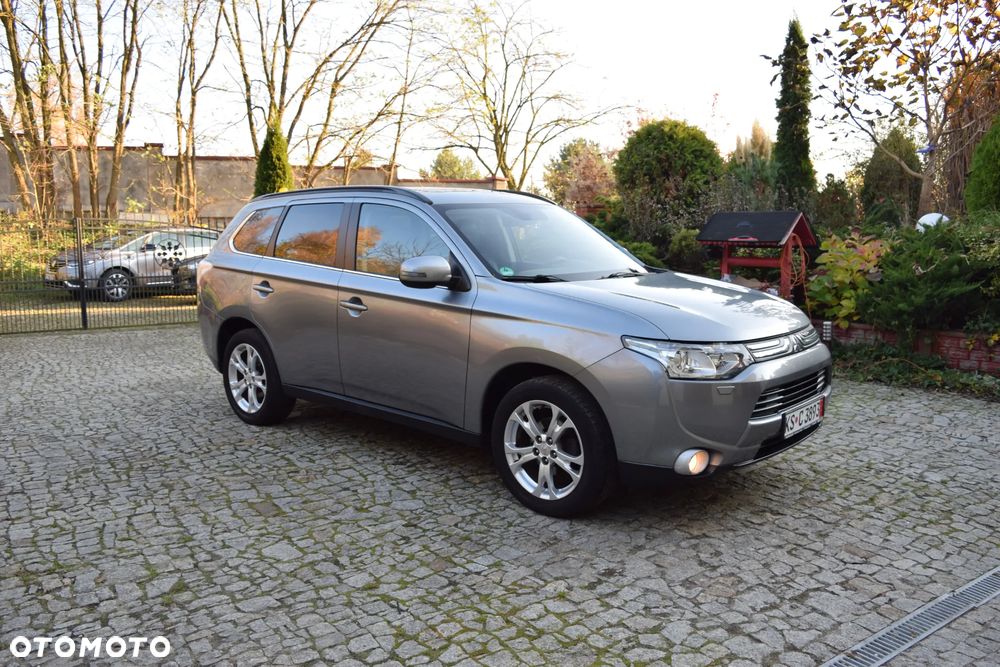 Mitsubishi Outlander 2.2 DID Instyle Navi - 8