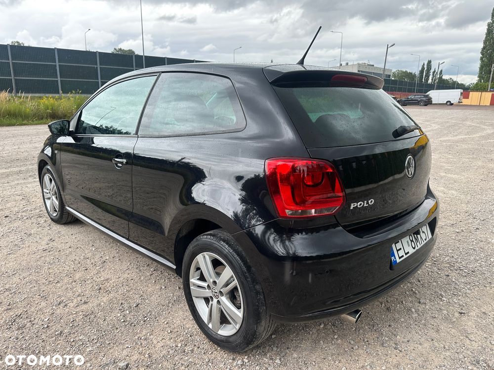 Volkswagen Polo 1.2 TSI MATCH - 16