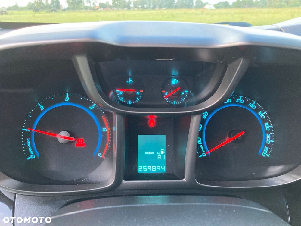 Chevrolet Orlando - 8