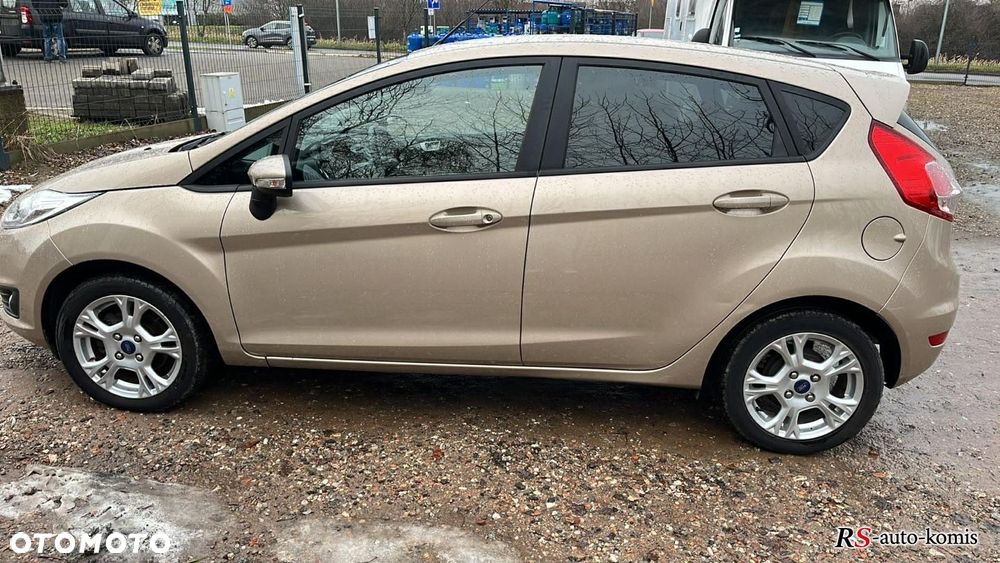 Ford Fiesta - 6