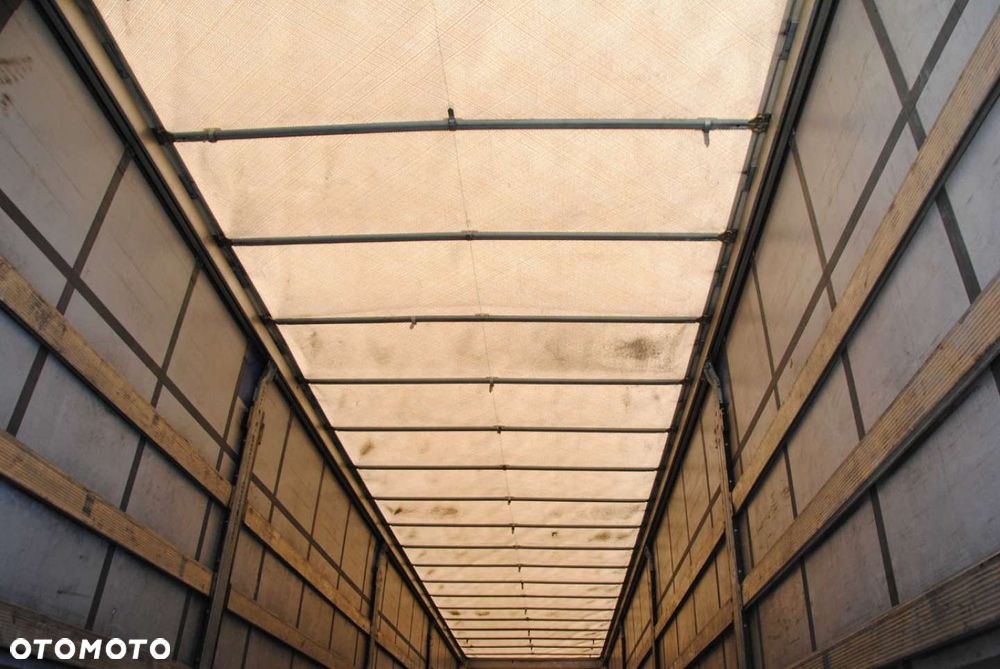 Schmitz Cargobull SCS kurtyna, podnoszona oś - 10
