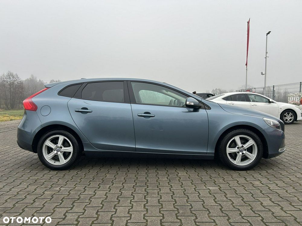 Volvo V40 - 6