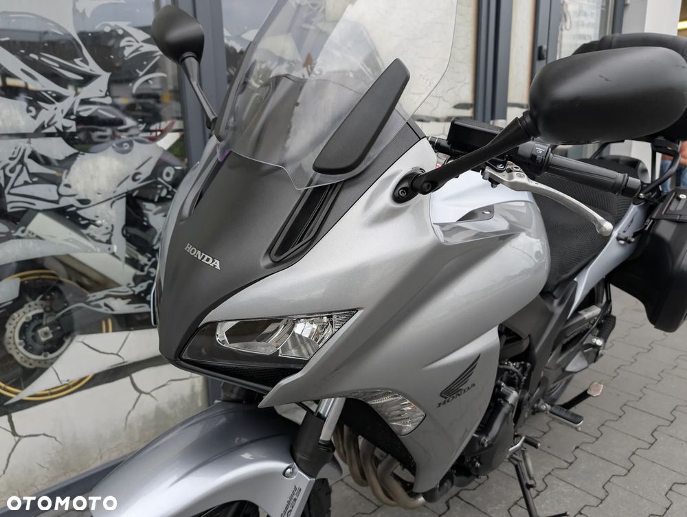 Honda CBF - 4