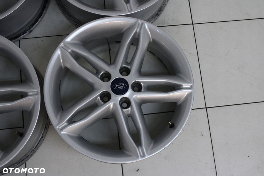FELGI ALUMINIOWE FORD FOCUS 17" 7J ET50 5X108 KOMPLET - 3