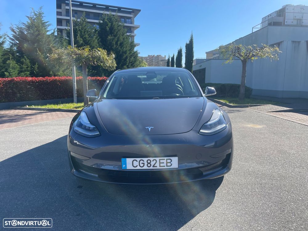 Tesla Model 3 Long-Range Dual Motor AWD - 4