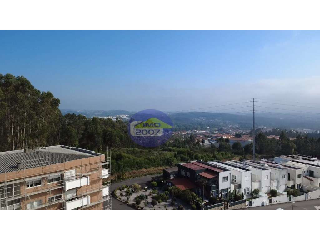Apartamento T4 em São João de Ver - Grande imagem: 4/5