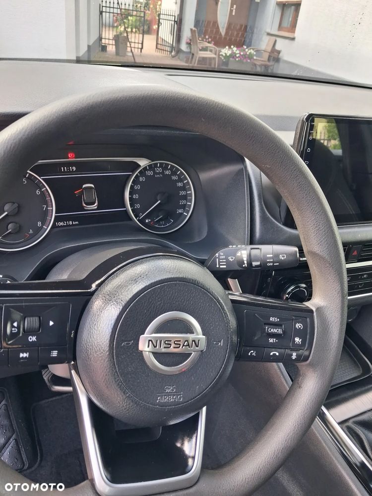 Nissan Qashqai - 11