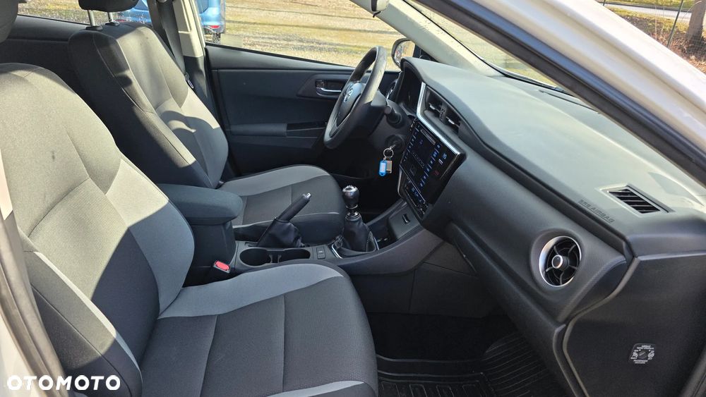 Toyota Auris 1.33 VVT-i Life - 15