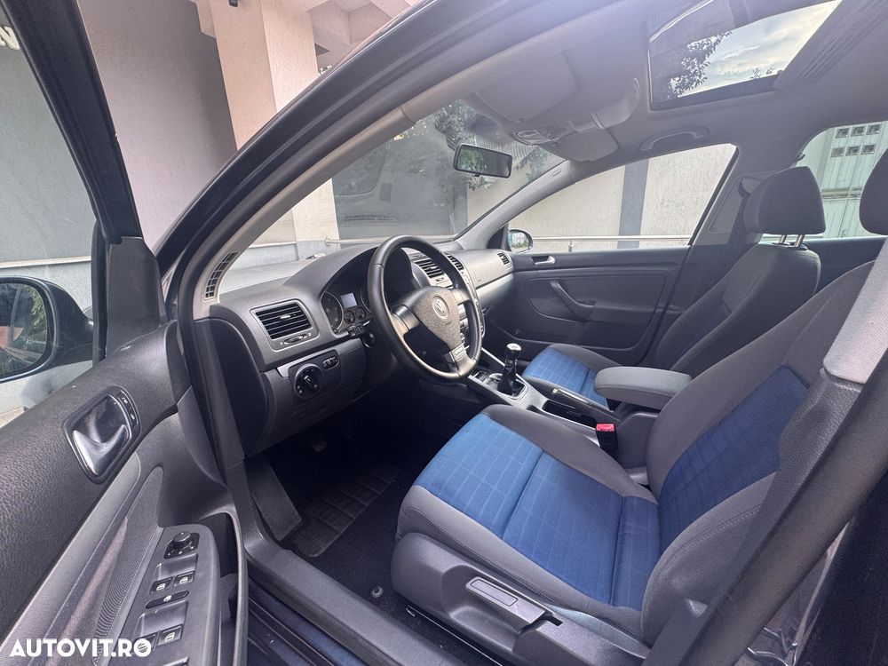 Volkswagen Golf - 14