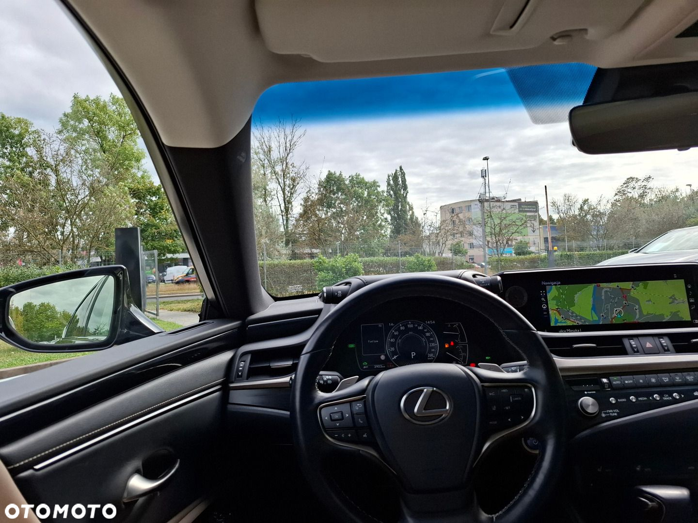 Lexus ES - 24