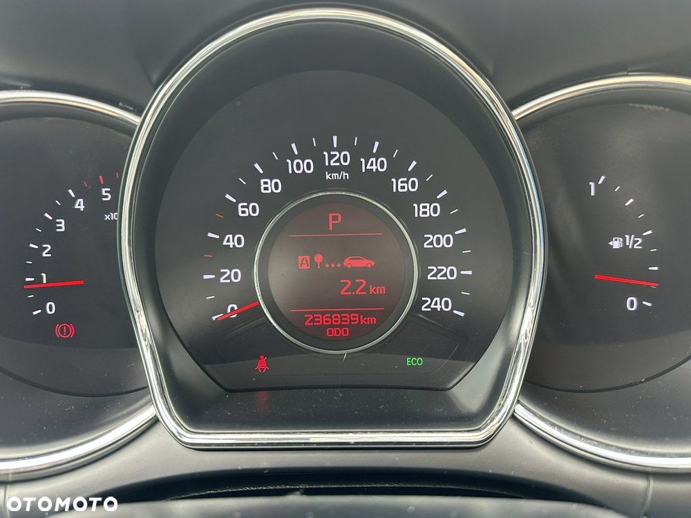 Kia Ceed - 13