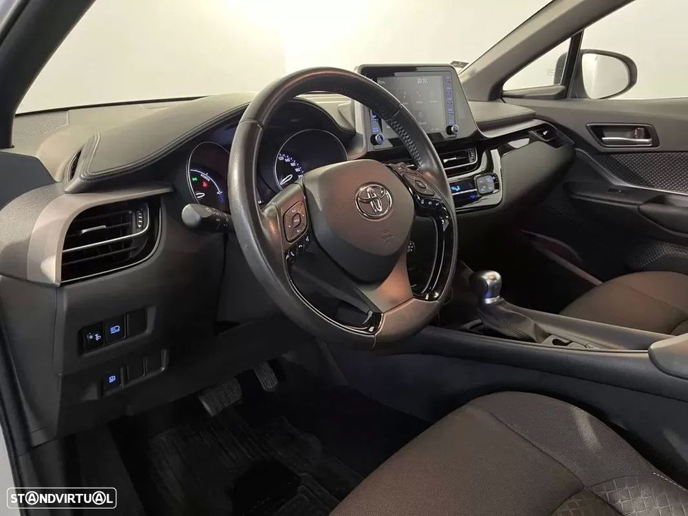 Toyota C-HR 1.8 HSD Comfort - 13