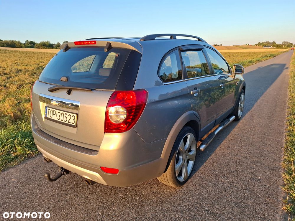 Chevrolet Captiva 2.4 LT - 4