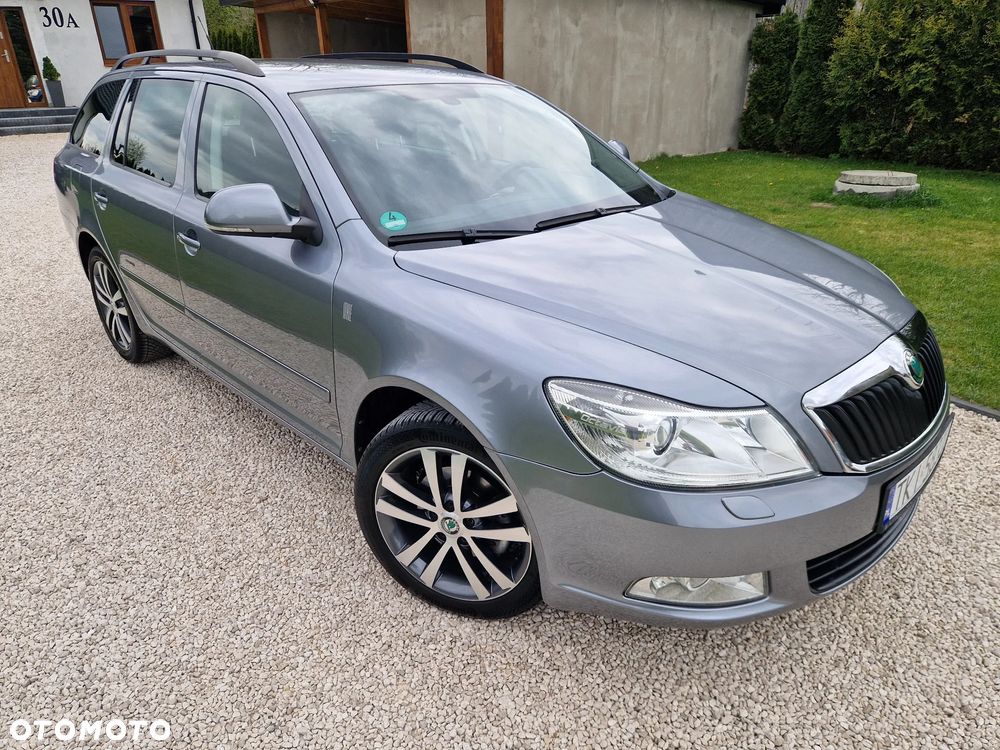 Skoda Octavia 1.8 TSI FAMILY - 27