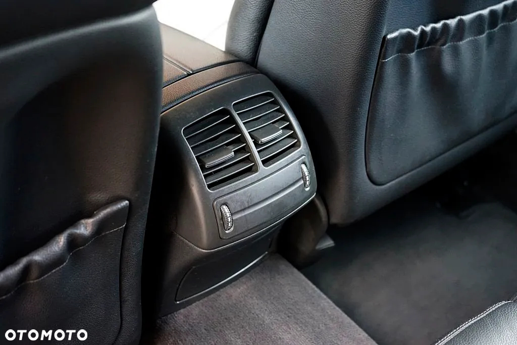 Mercedes-Benz Klasa E 200 T CDI Automatik Avantgarde - 26