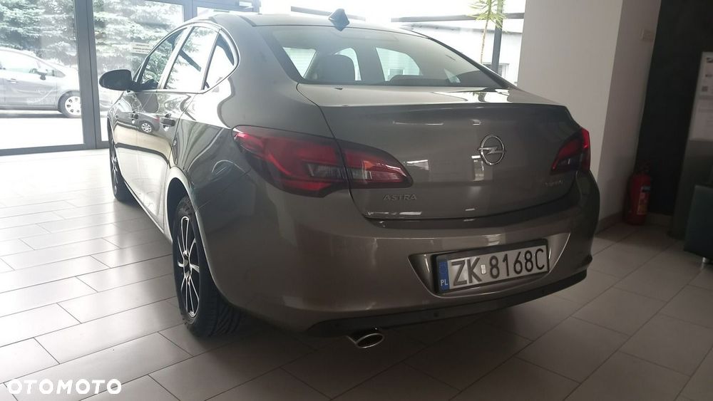 Opel Astra 1.4 T Active EU6 - 6