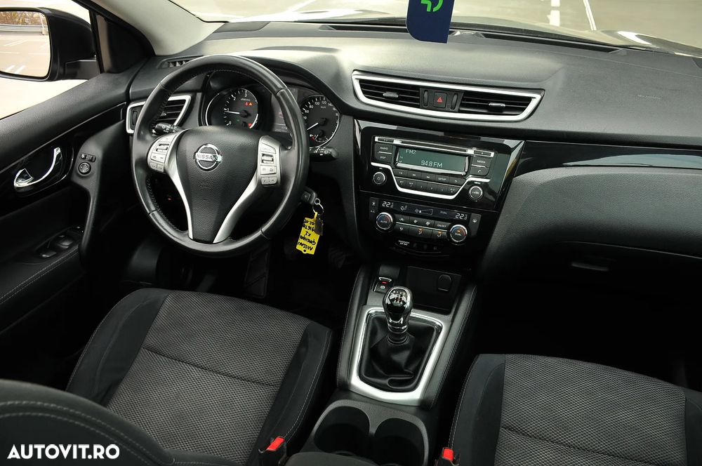 Nissan Qashqai 1.5 DCI N-Connecta - 4