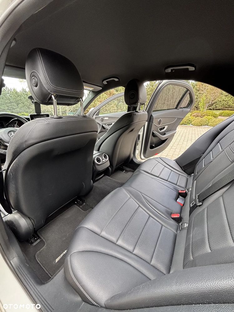 Mercedes-Benz Klasa C 200 4-Matic 7G-TRONIC - 20
