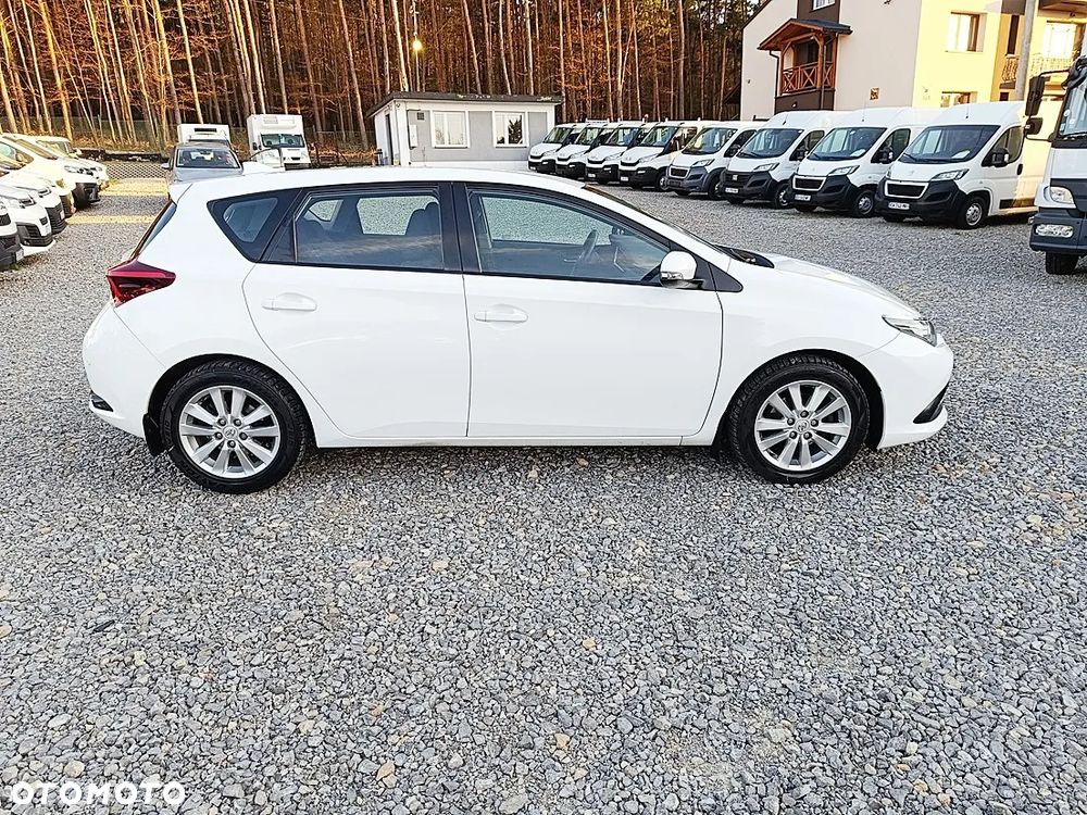 Toyota Auris 1.33 VVT-i Active - 9