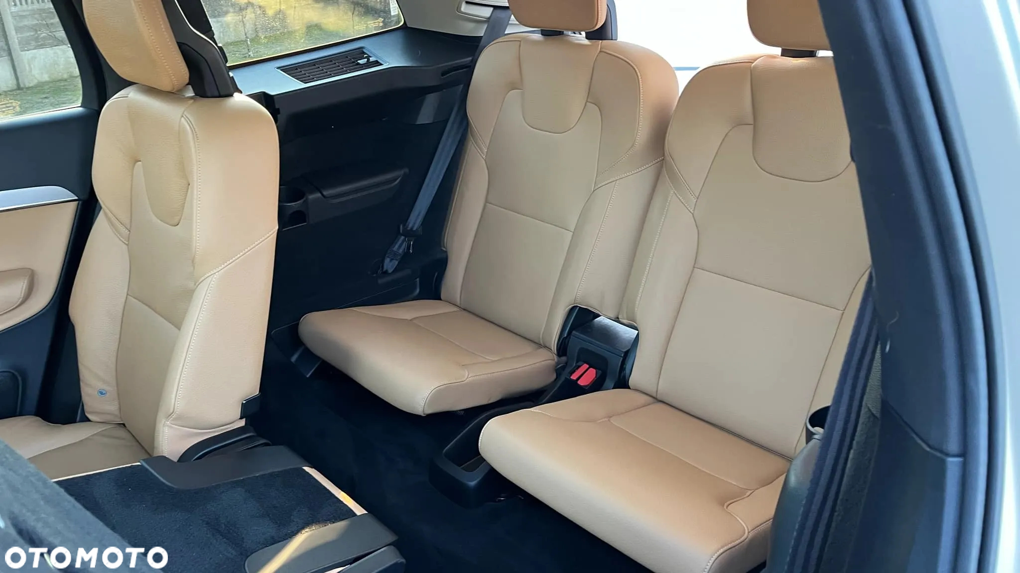 Volvo XC 90 T6 AWD Momentum 7os - 12