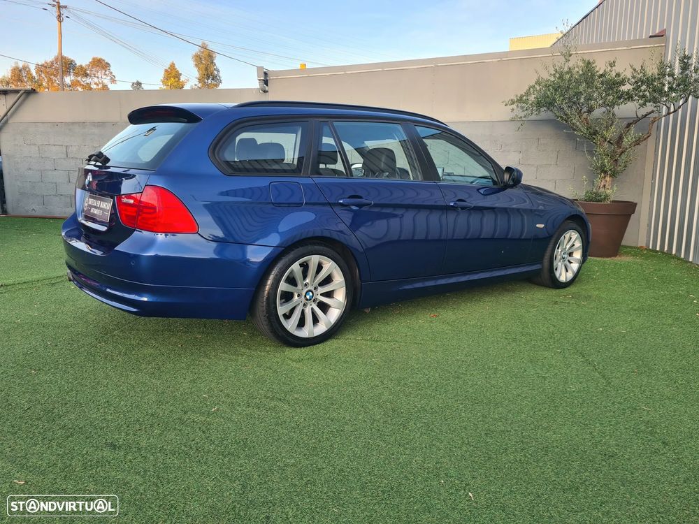 BMW 320 d DPF Edition Sport - 4