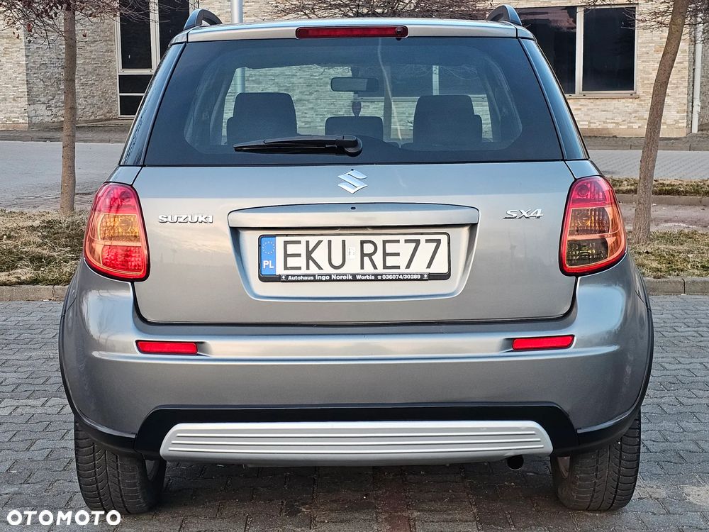 Suzuki SX4 1.6 Premium Outdoor - 16