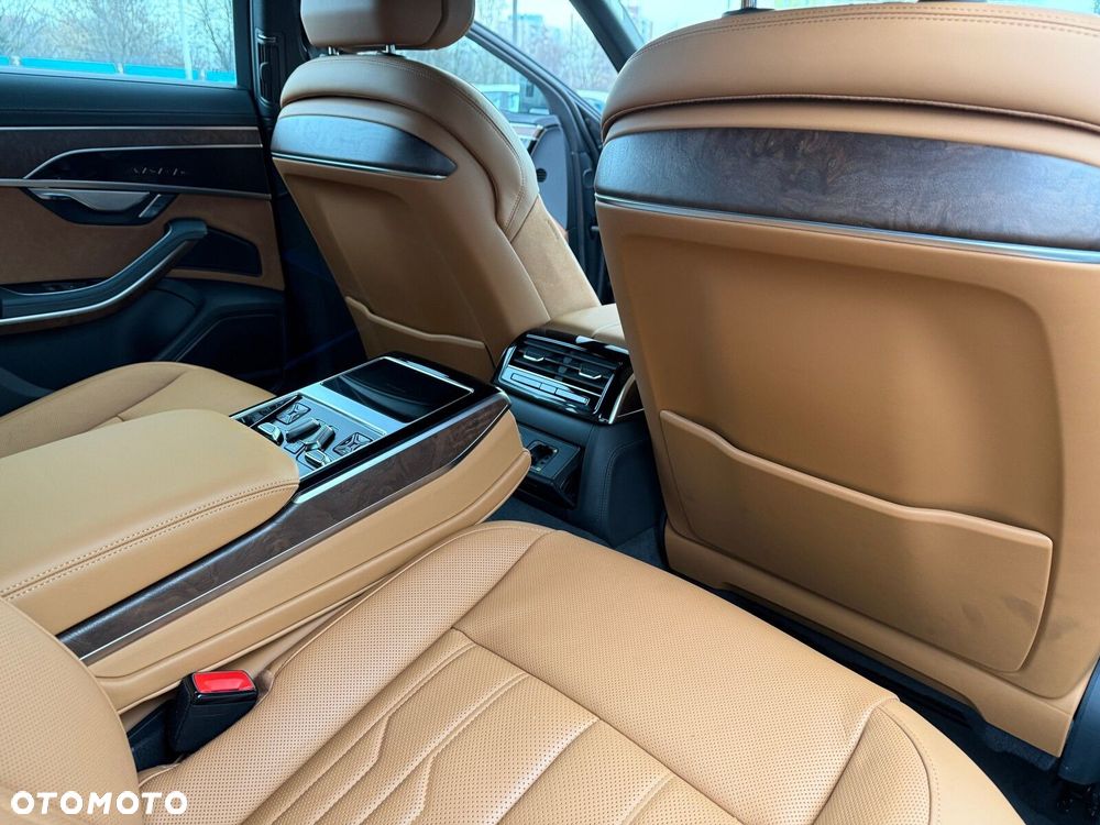 Audi A8 - 28