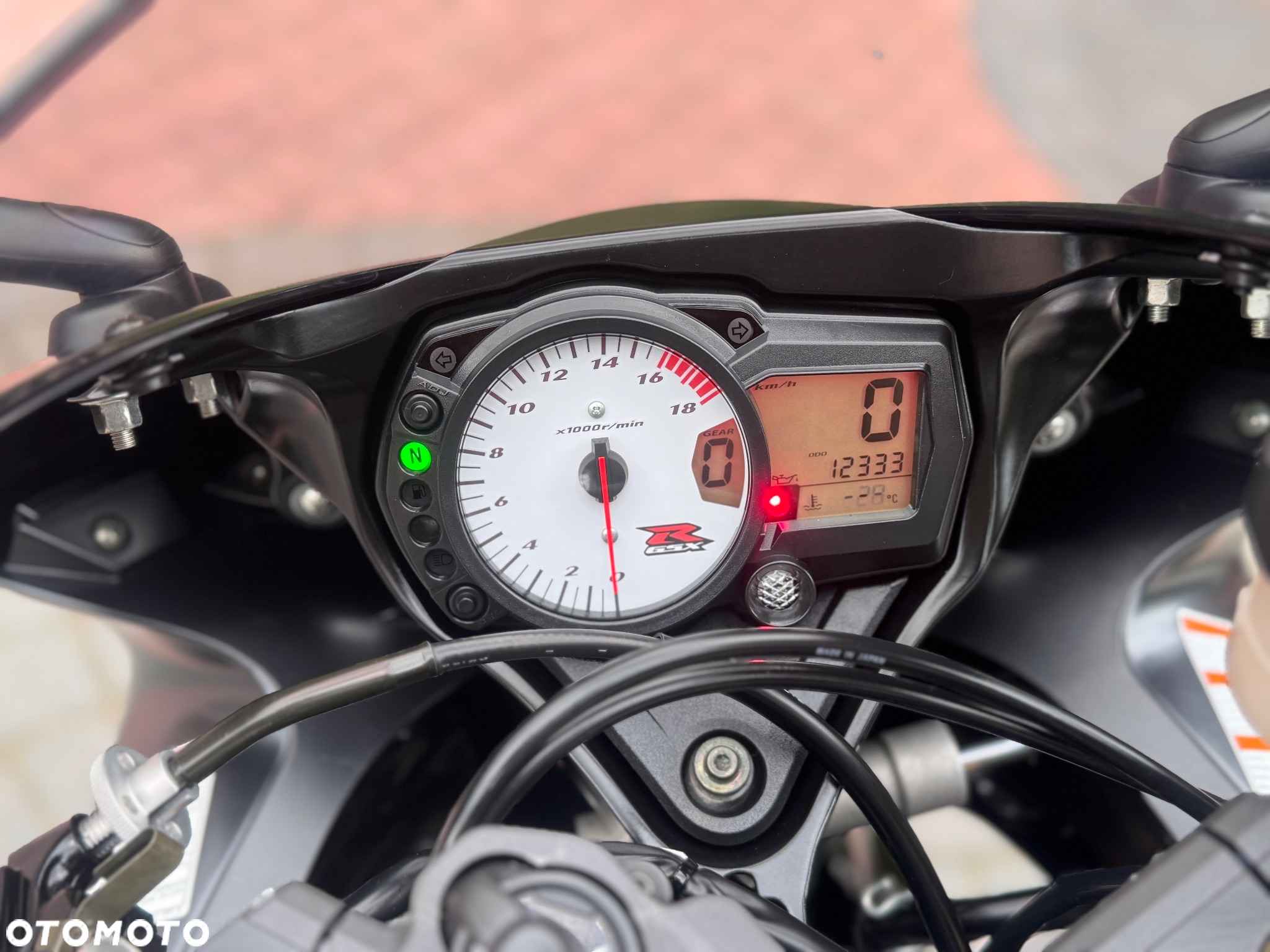 Suzuki GSX-R - 24