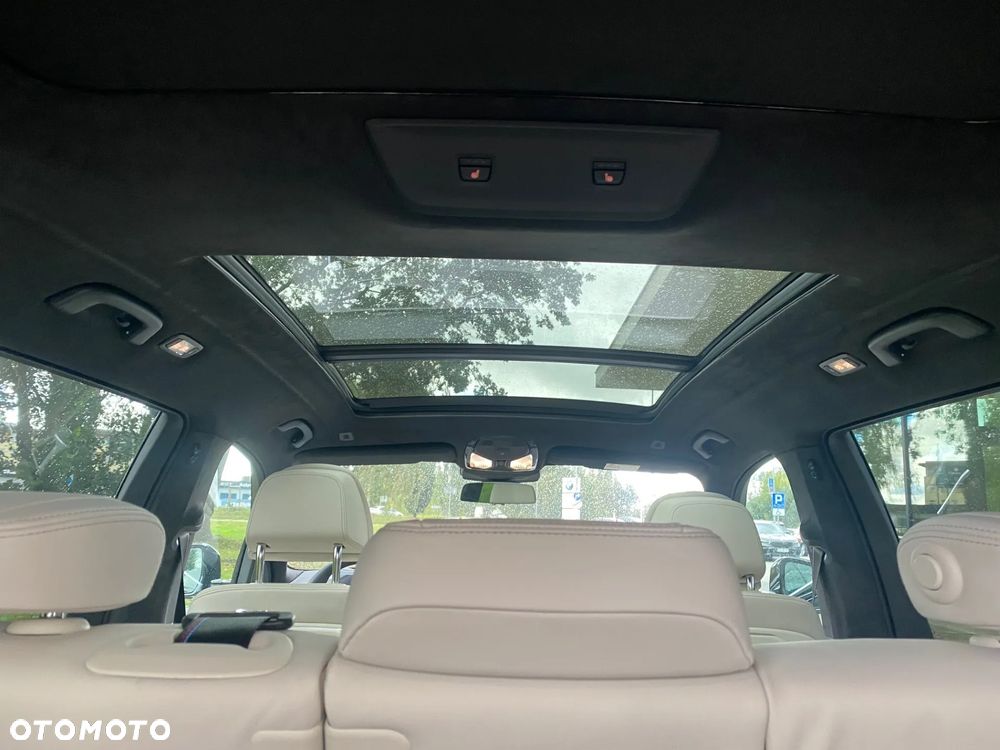 BMW X7 - 18