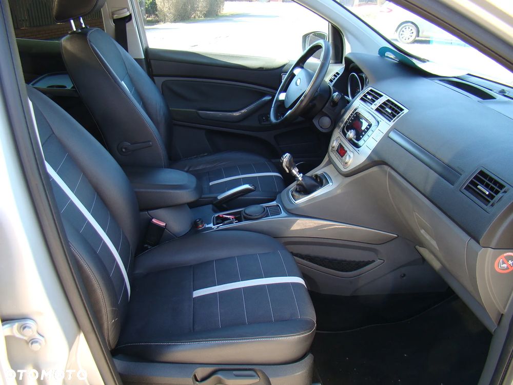 Ford Kuga 2.0 TDCi 4x4 Trend - 11