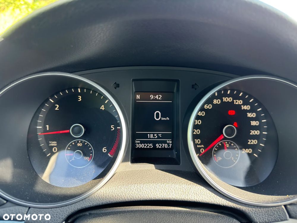 Volkswagen Golf - 13