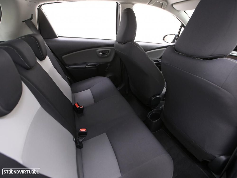 Toyota Yaris 1.4 D-4D Comfort - 12