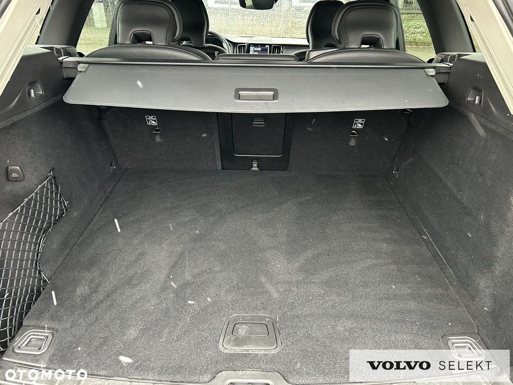 Volvo XC 60 - 25