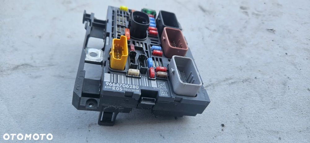 Skrzynka moduł BSM Peugeot 308 I T7 1,6 16V / HDI 9664706280 9664706280 - 7