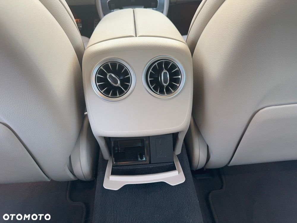 Mercedes-Benz CLS - 18