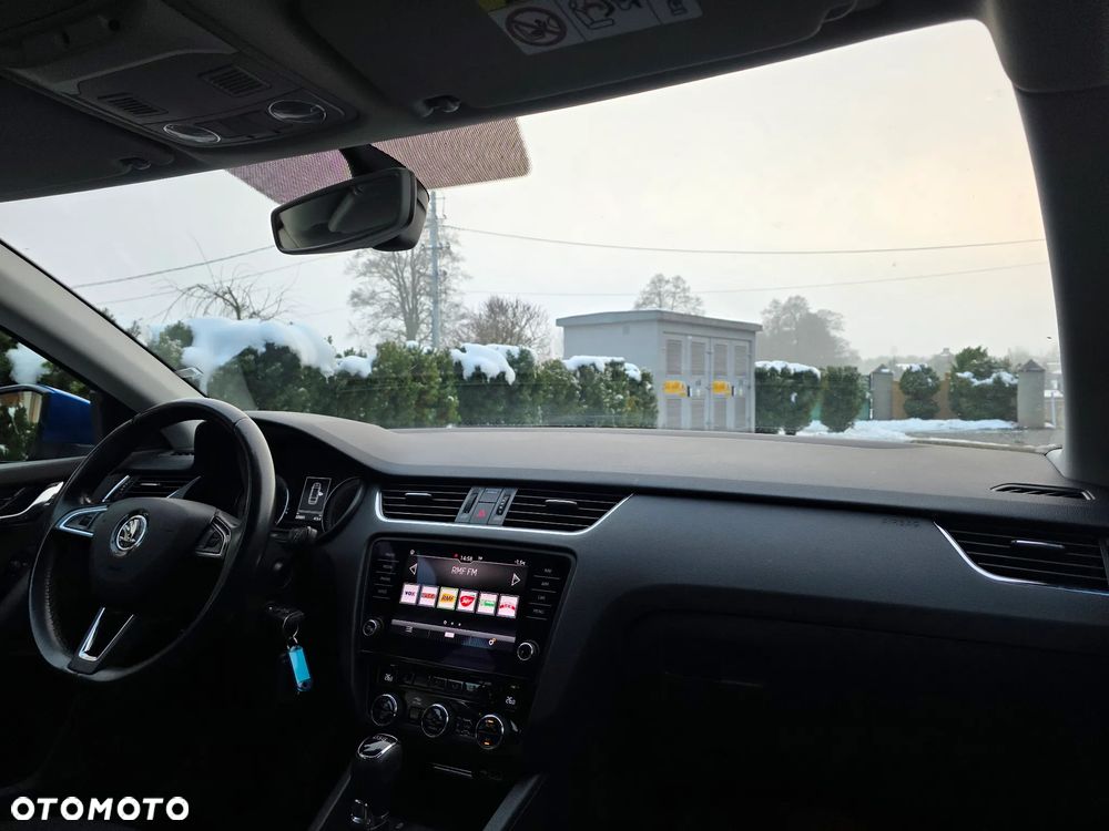 Skoda Octavia 2.0 TDI SCR Style DSG - 8