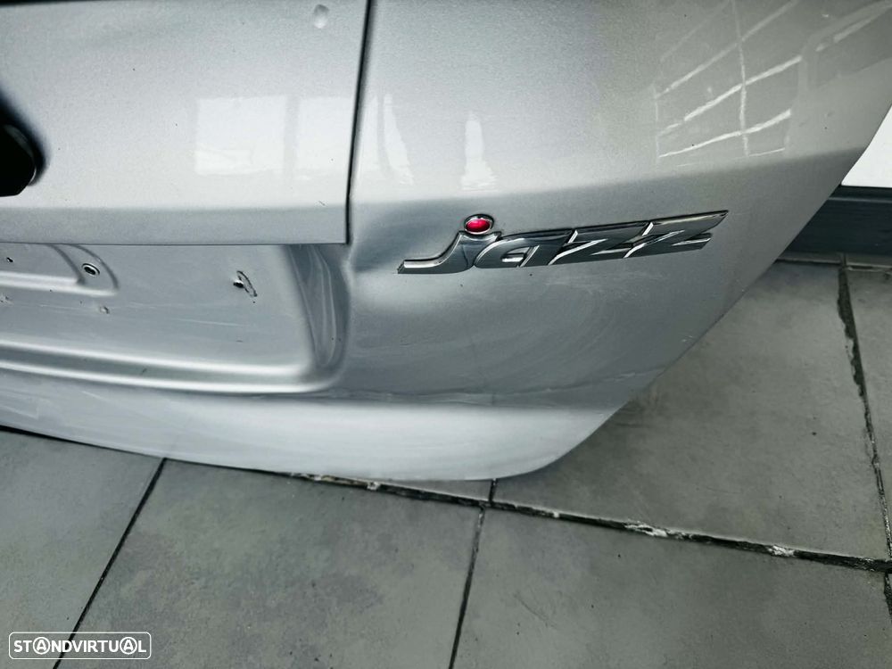 Tampa da Mala Honda Jazz - 02/07 - 4