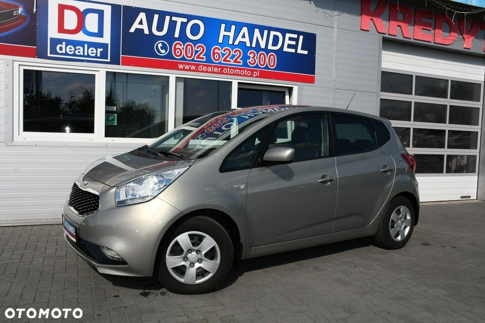 Kia Venga - 10