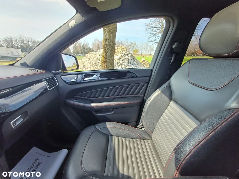 Mercedes-Benz GLE - 27